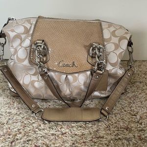 Satchel handbag